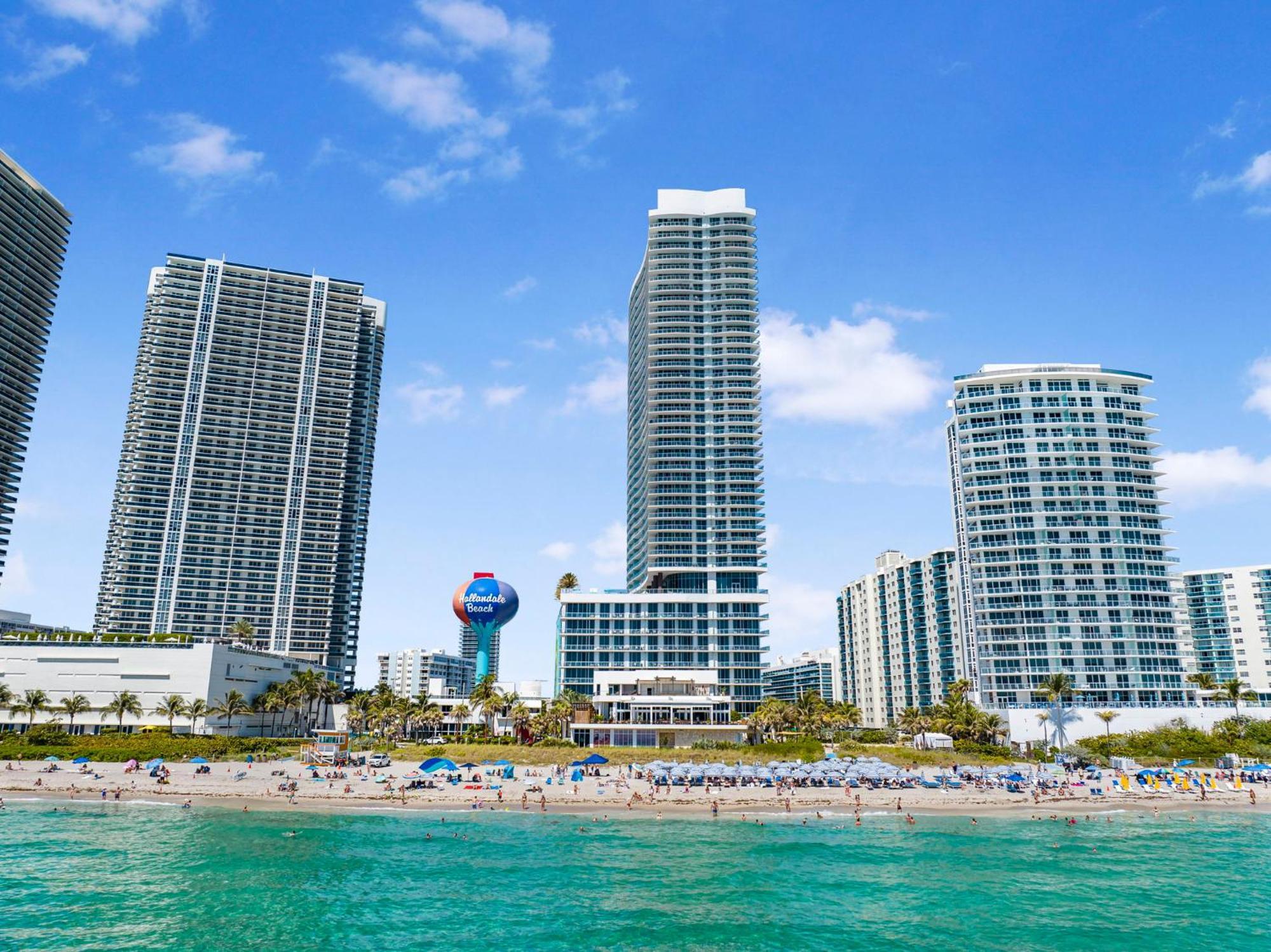 Beachfront Condo With Mesmerizing Views Hollywood Extérieur photo